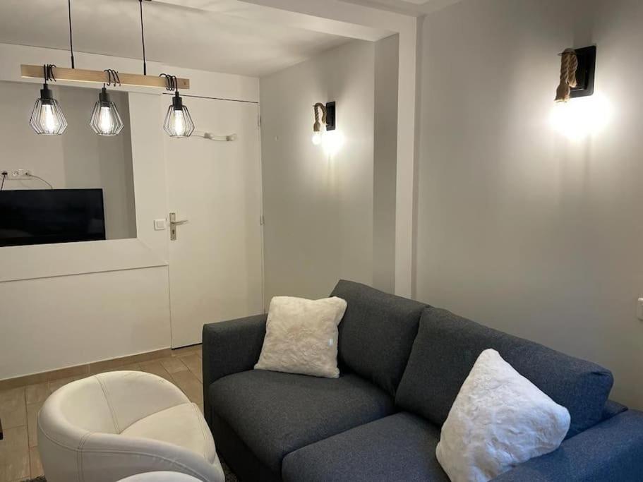 Le Cosy - 2 Pers - Hyper Centre De Fontainebleau Lägenhet Exteriör bild