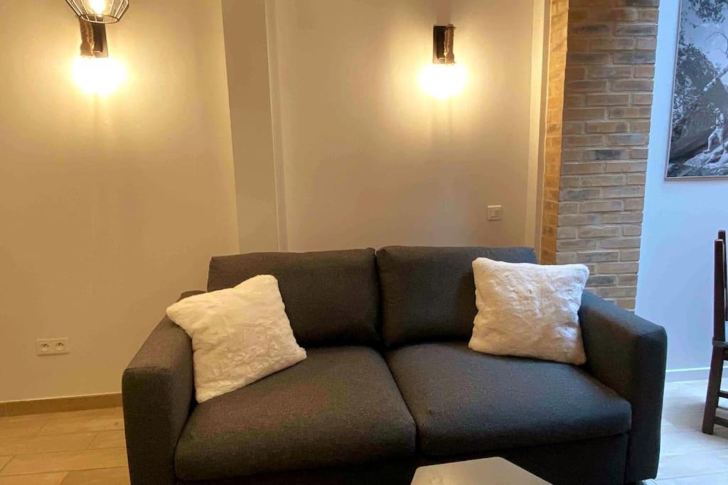 Le Cosy - 2 Pers - Hyper Centre De Fontainebleau Lägenhet Exteriör bild